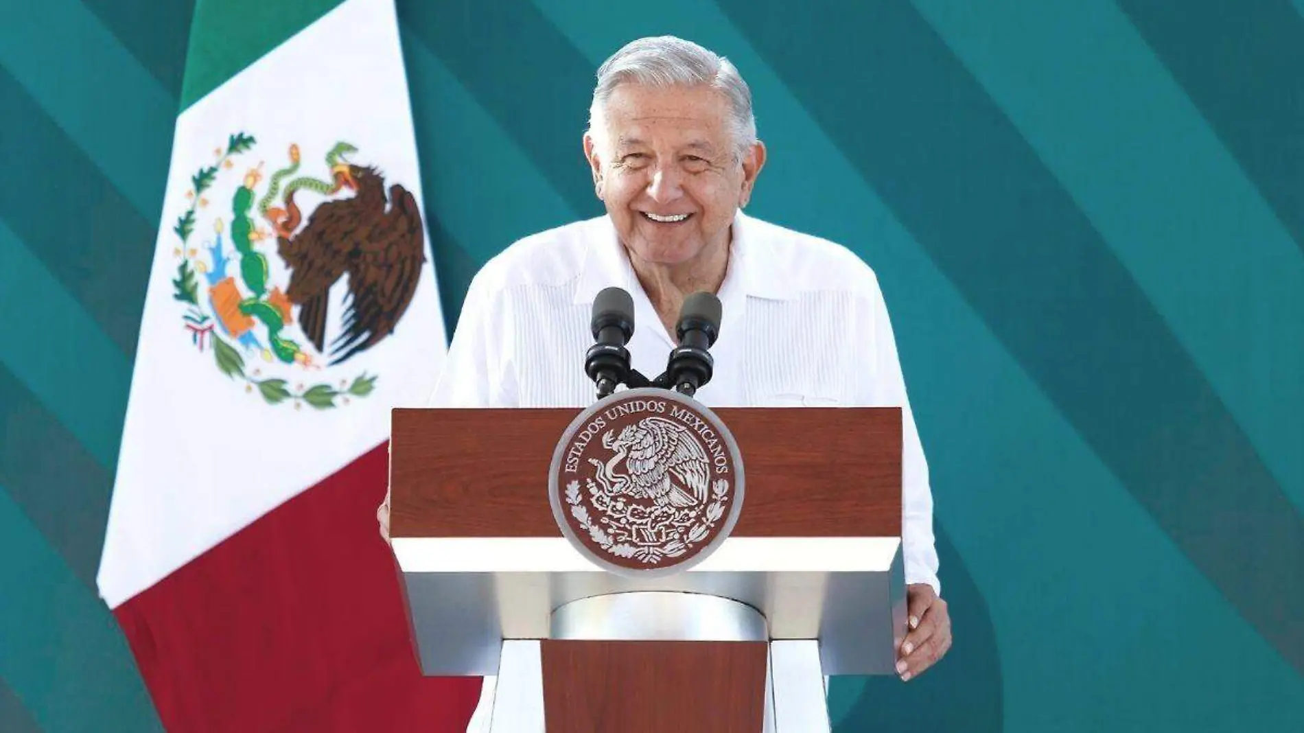 AMLO insistirá a Biden para regularizar a indocumentados mexicanos en EU 